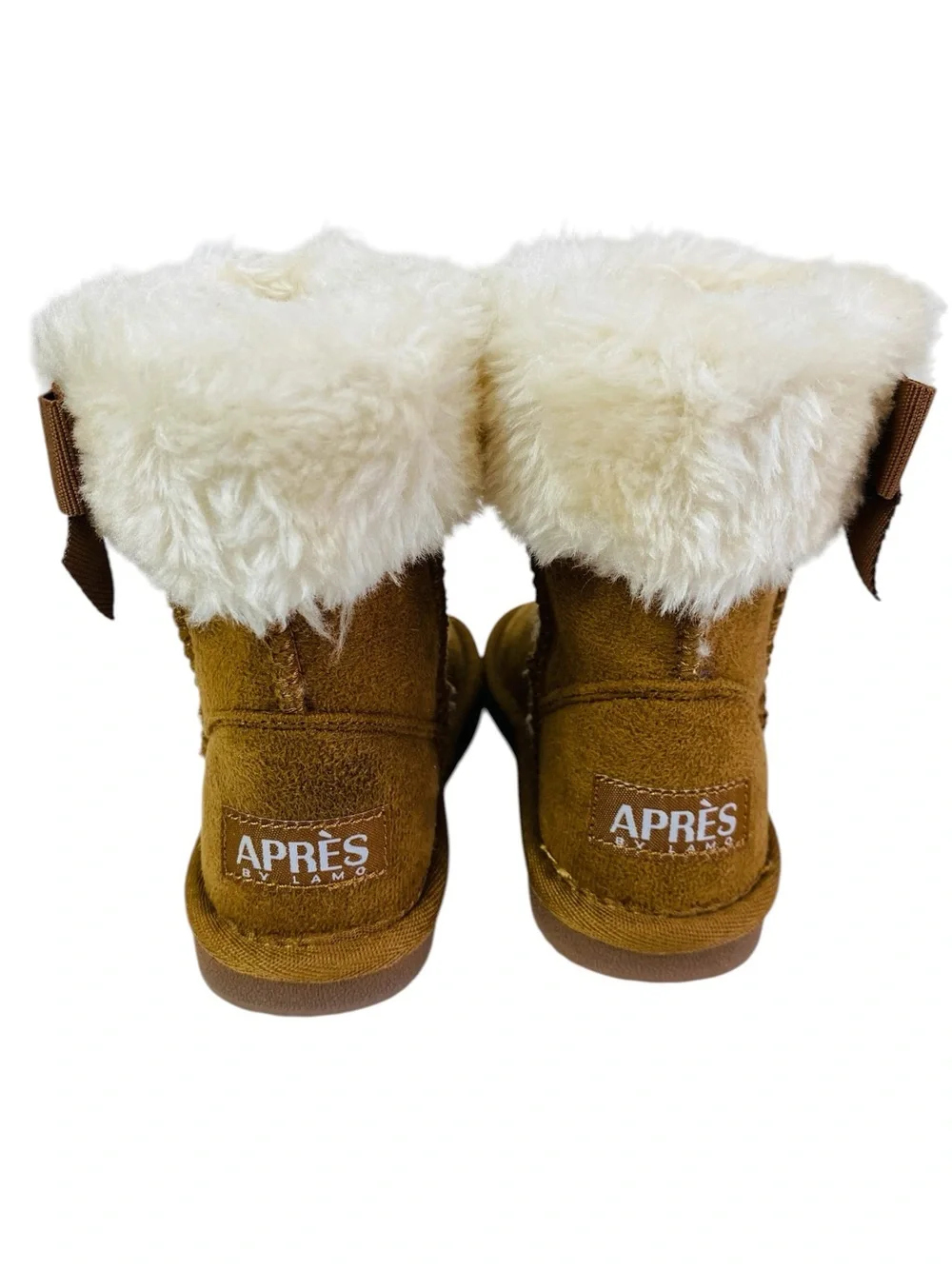 Apres By Lamo Chestnut Suede Sherpa Lined Boots W/Bow Detail Size 8
